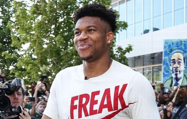 威少21分 威少21分